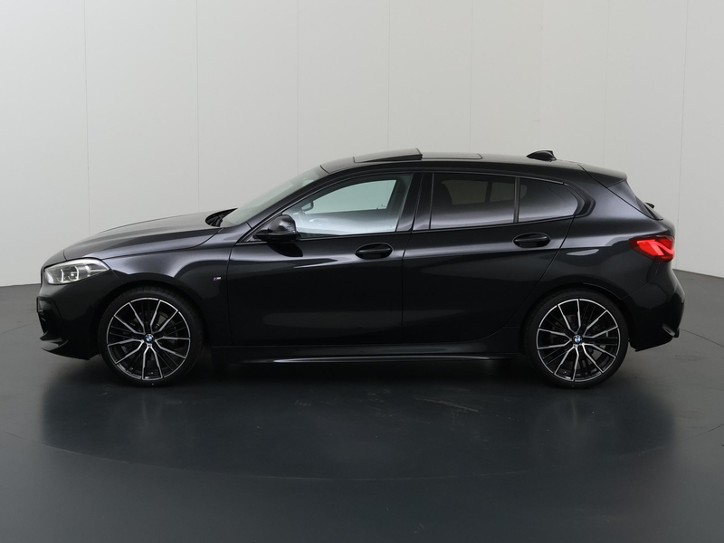 BMW 118 1-serie 118i High Executive Edition | M-Pakket | P — photo 5