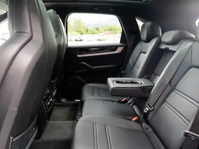 Porsche Cayenne E-Hybrid Ansicht 15