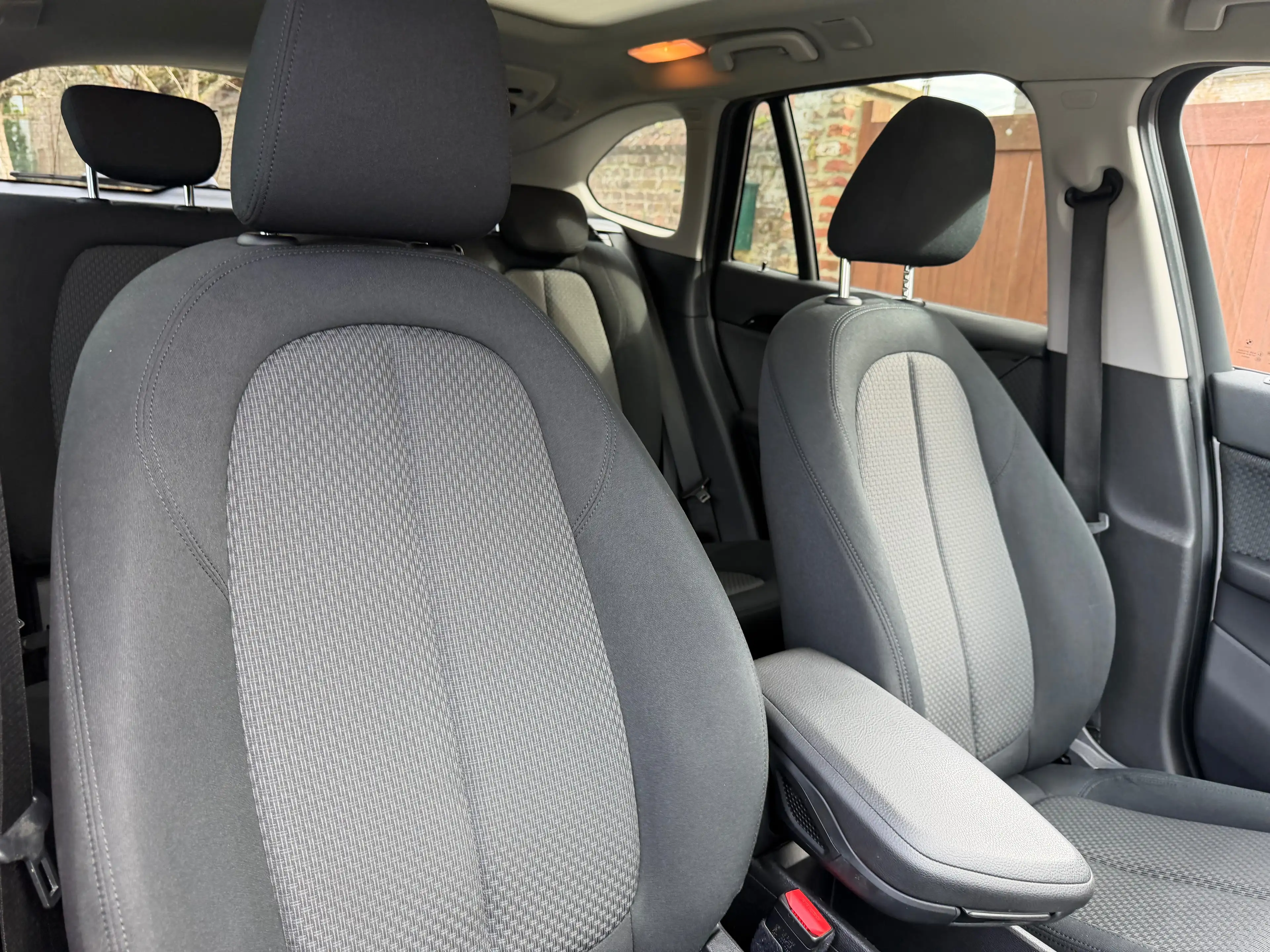 BMW X1 1.5iA sDrive18 OPF *PANO || GPS || LED || CRUISE* — photo 11
