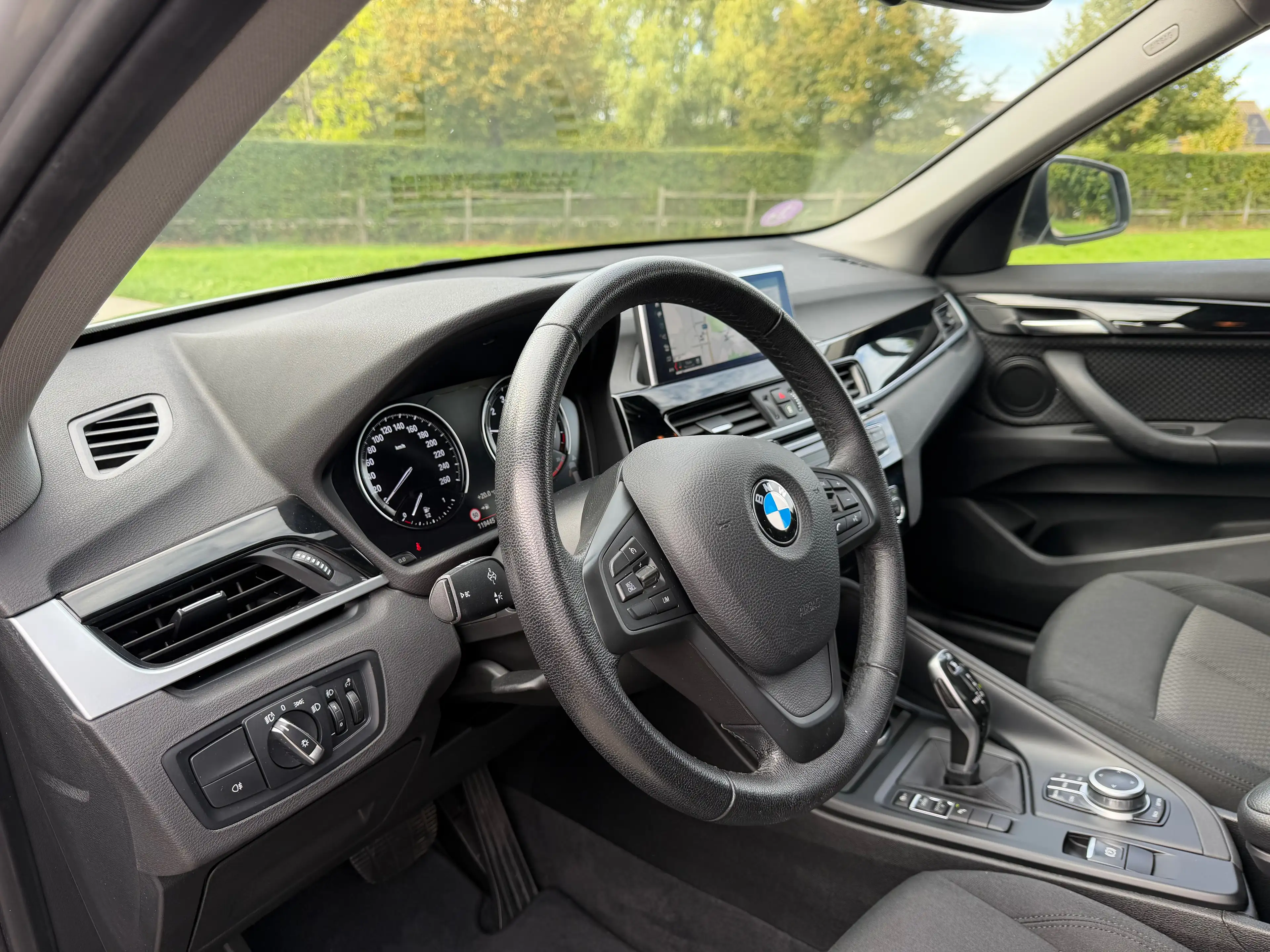 BMW X1 1.5iA sDrive18 OPF *PANO || GPS || LED || CRUISE* — photo 14