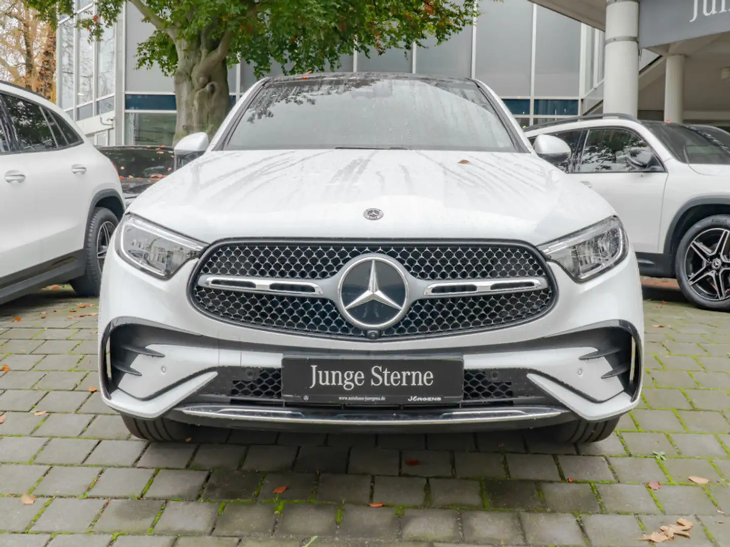 Mercedes-Benz GLC 300 e 4M Coupe AMG-Sport/Pano/AHK/Memo/19" Weiß - 2