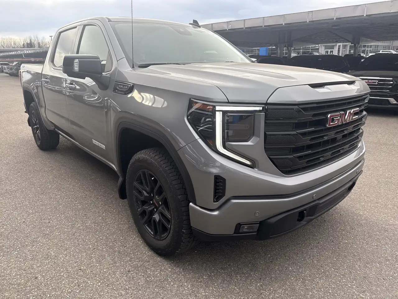 GMC Sierra 1500 снимка GMC Sierra 1500