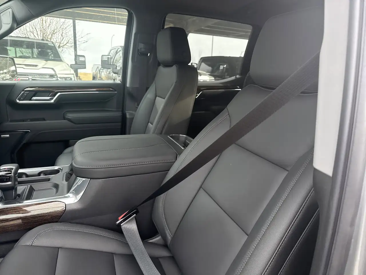 GMC Sierra 1500 снимка GMC Sierra 1500