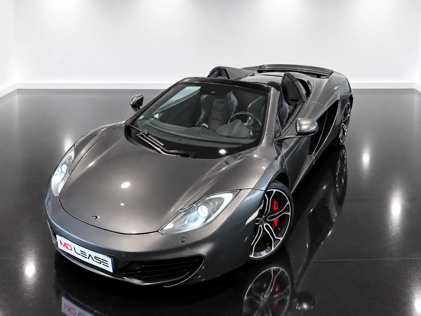 McLaren MP4-12C McLaren Spider MP4 12C V8 3.8 625 ch Schwarz - 2