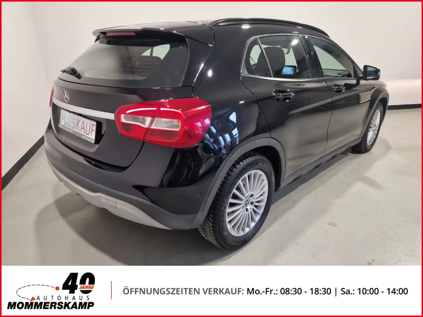 Mercedes-Benz GLA 180 Navi+Fahrerprofil+Ambiente Beleuchtung+SHZ+Keyless Zwart - 2