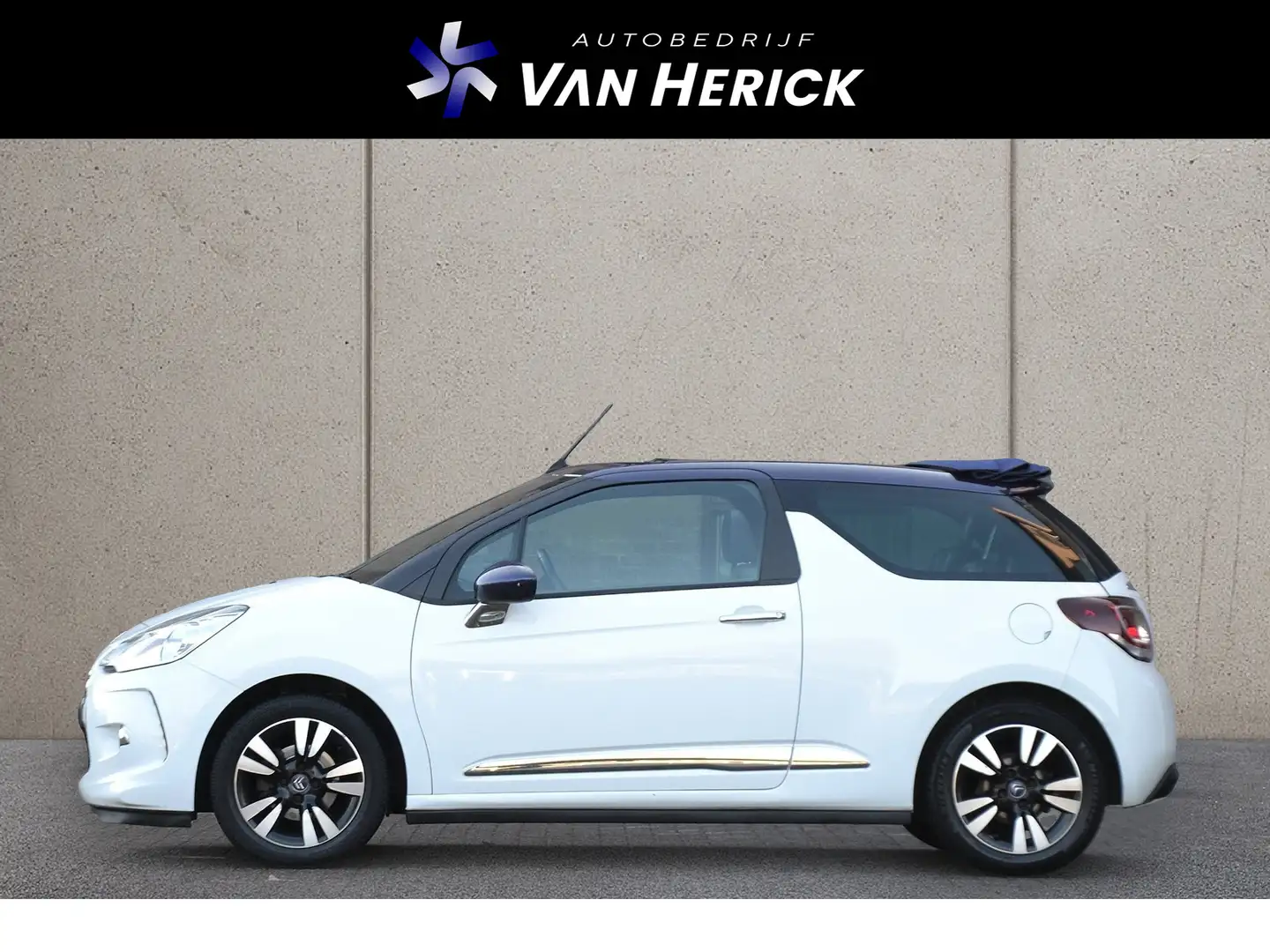 Citroen DS3 Cabrio 1.6 VTi So Chic 120PK! | Clima | Cruise | P Blanco - 2