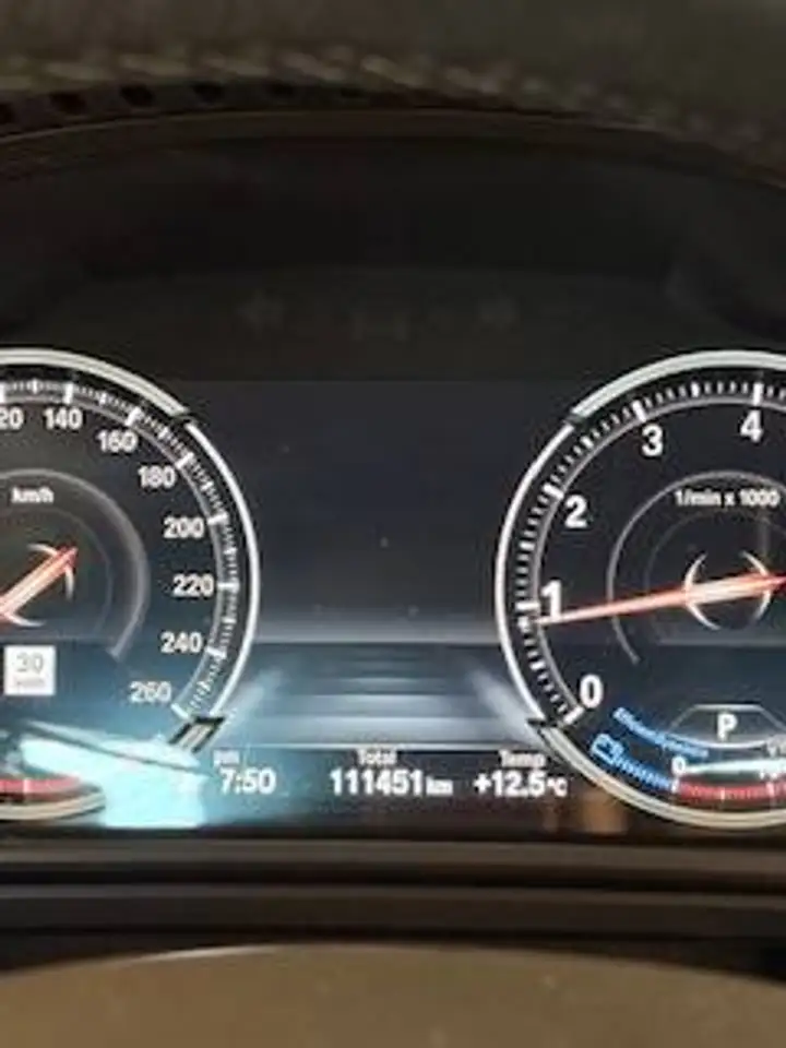 BMW 5 Series photo BMW 5 Series
