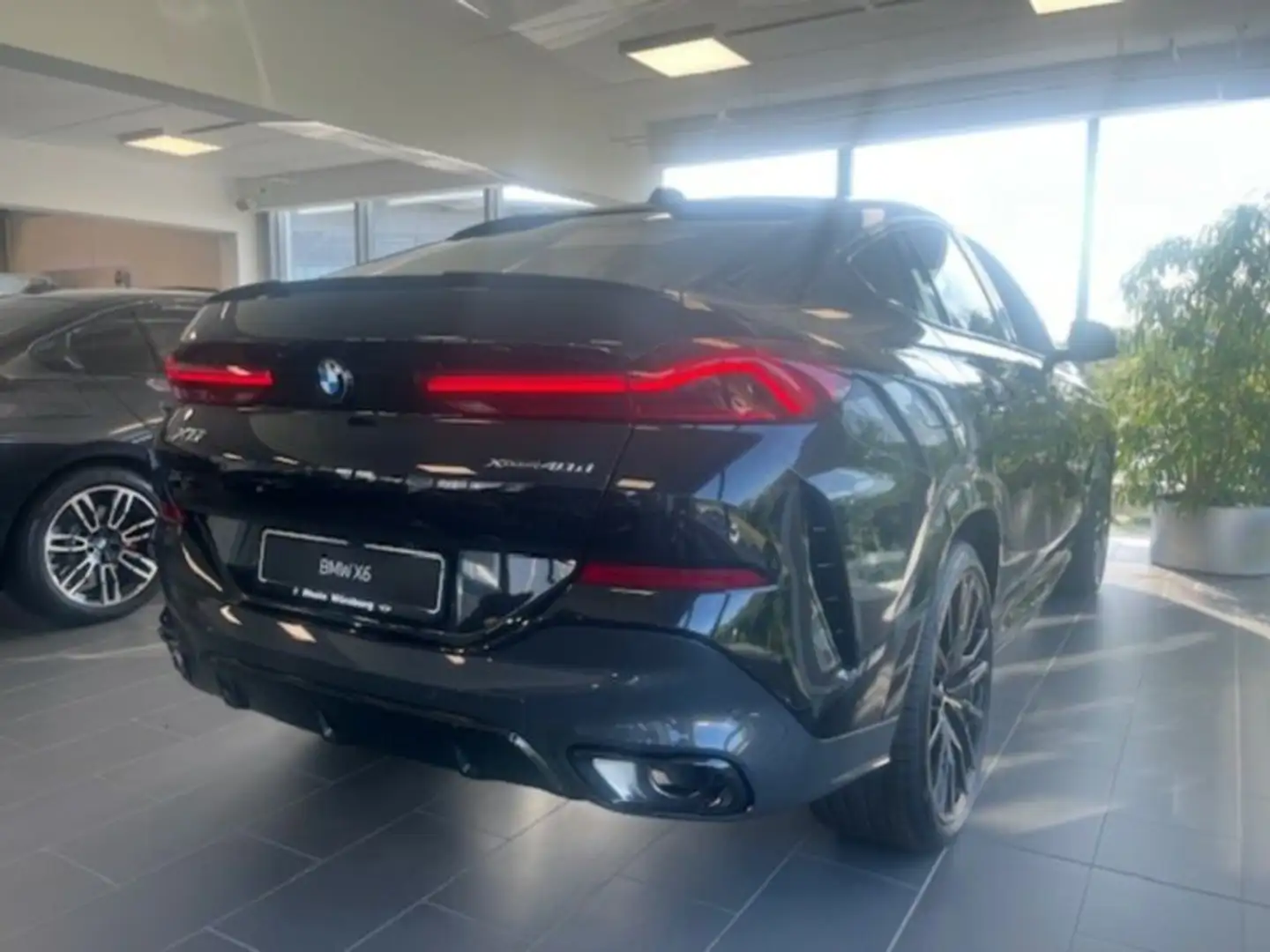 BMW X6 xDrive40d M Sport *SOFORT VERFÜGBAR*CARBON* Noir - 2