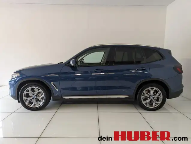 BMW X3 xDrive30e Ansicht 4