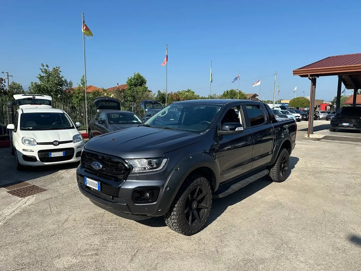 Ford Ranger Ranger 2.0 ecoblue double cab Wildtrak 170cv Grijs - 1