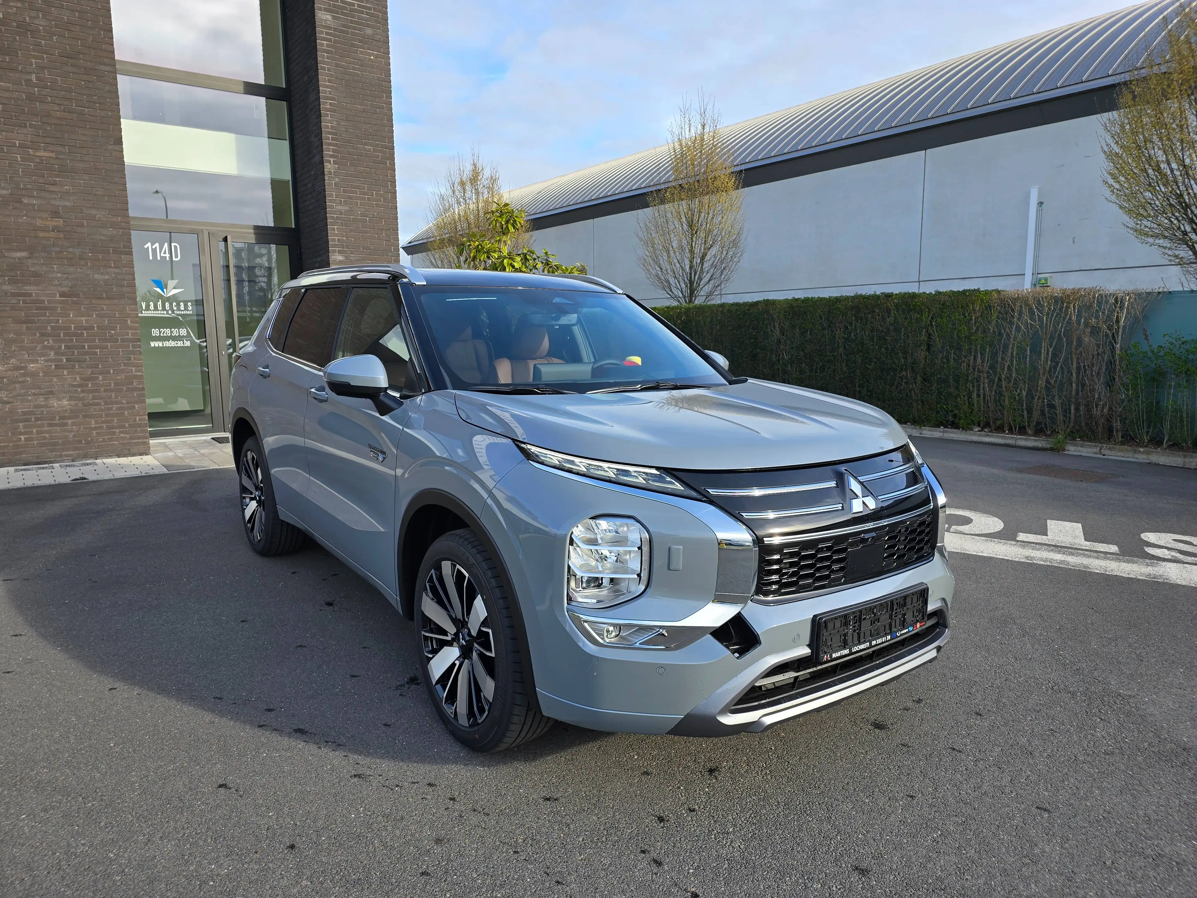 Mitsubishi Outlander Outlander PHEV 2.4i Instyle (225 kW) Instyle — photo 7