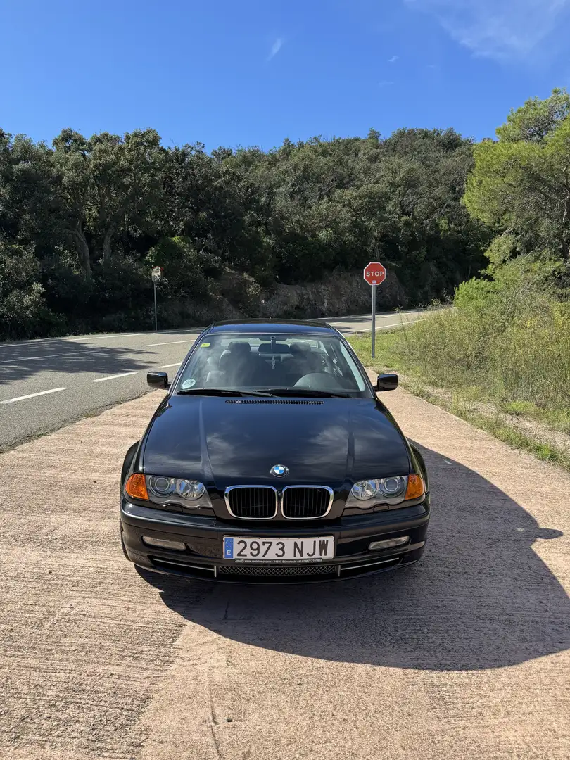 BMW 330 330i - 2