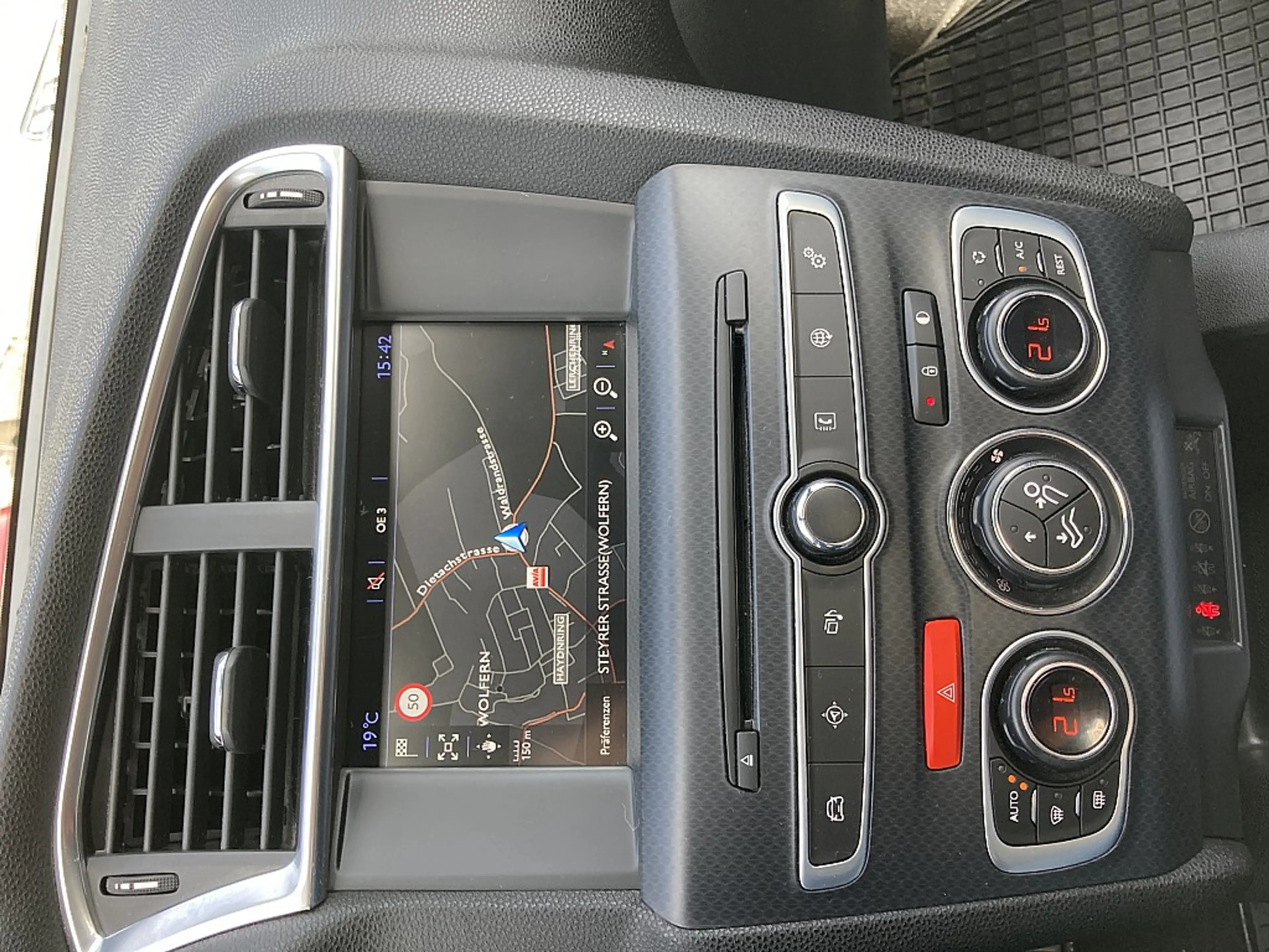 DS Automobiles DS 4 Crossback PureTech 130 S&S — photo 14