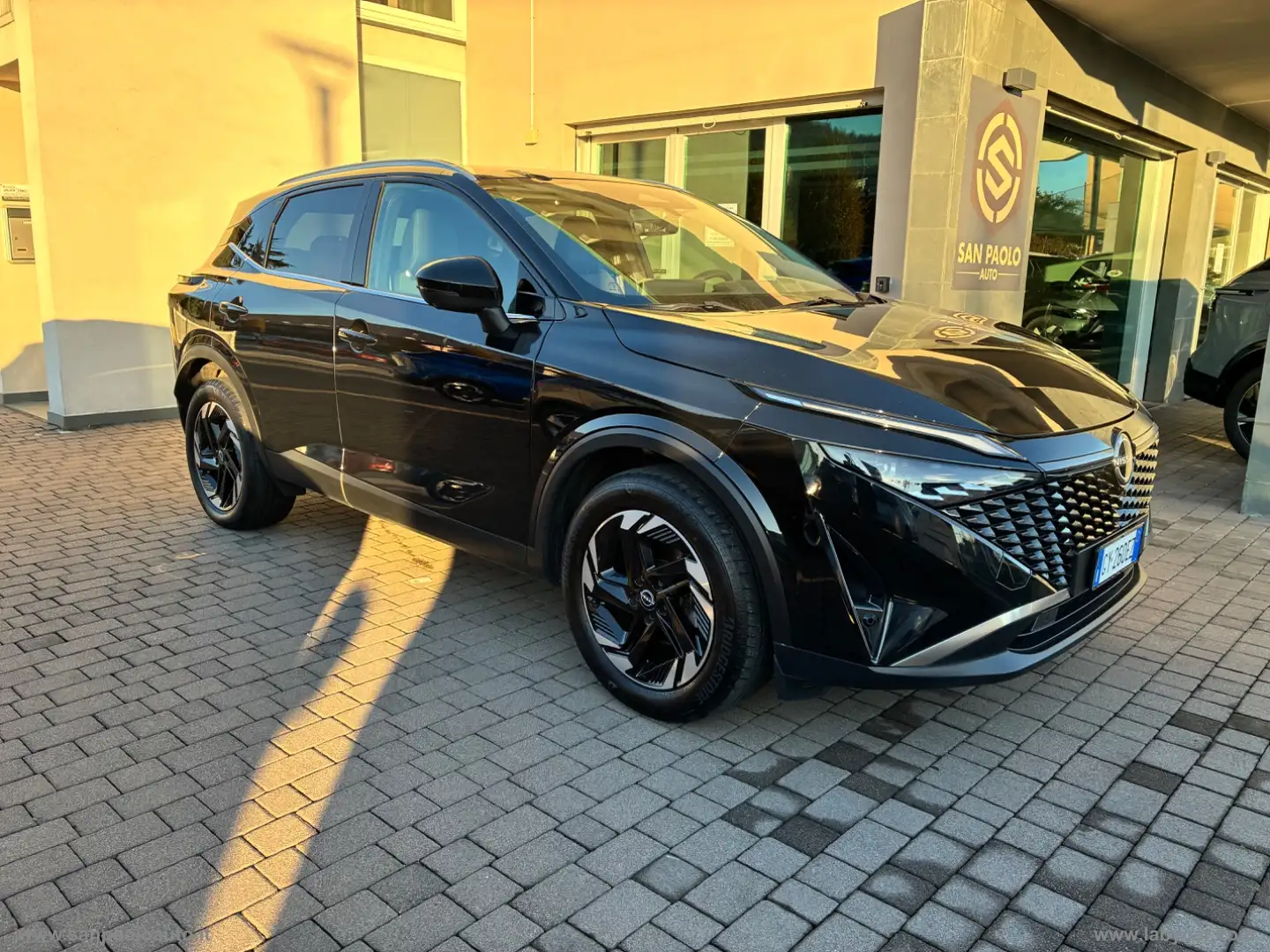 Nissan Qashqai MHEV 140 CV N-Connecta Nero - 2