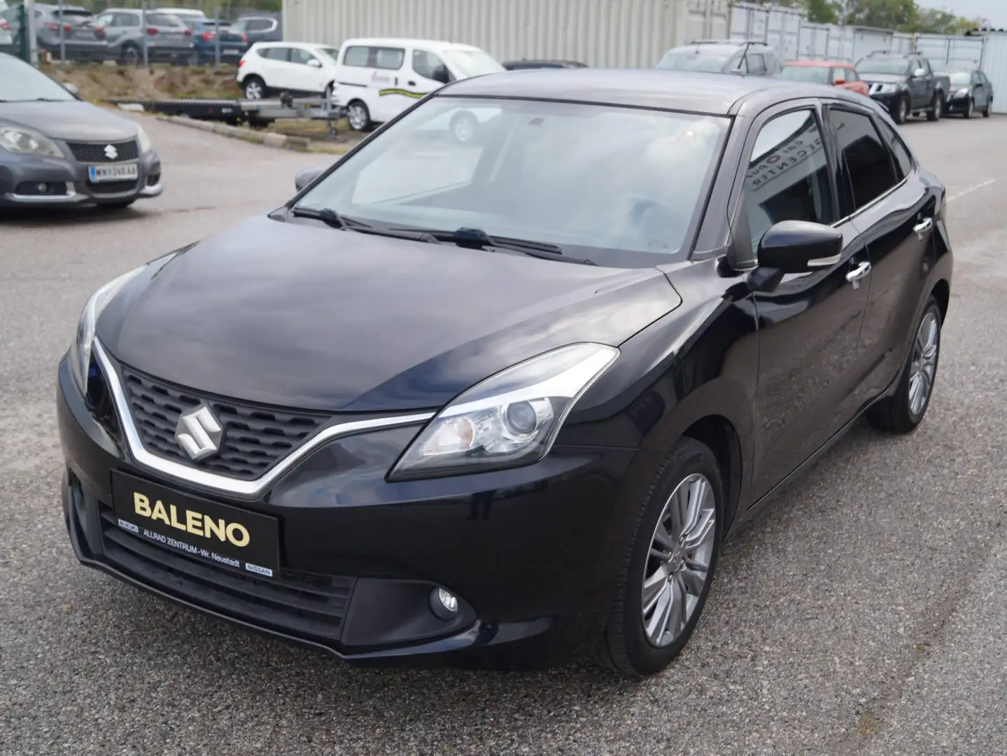 Suzuki Baleno Flash Schwarz - 1