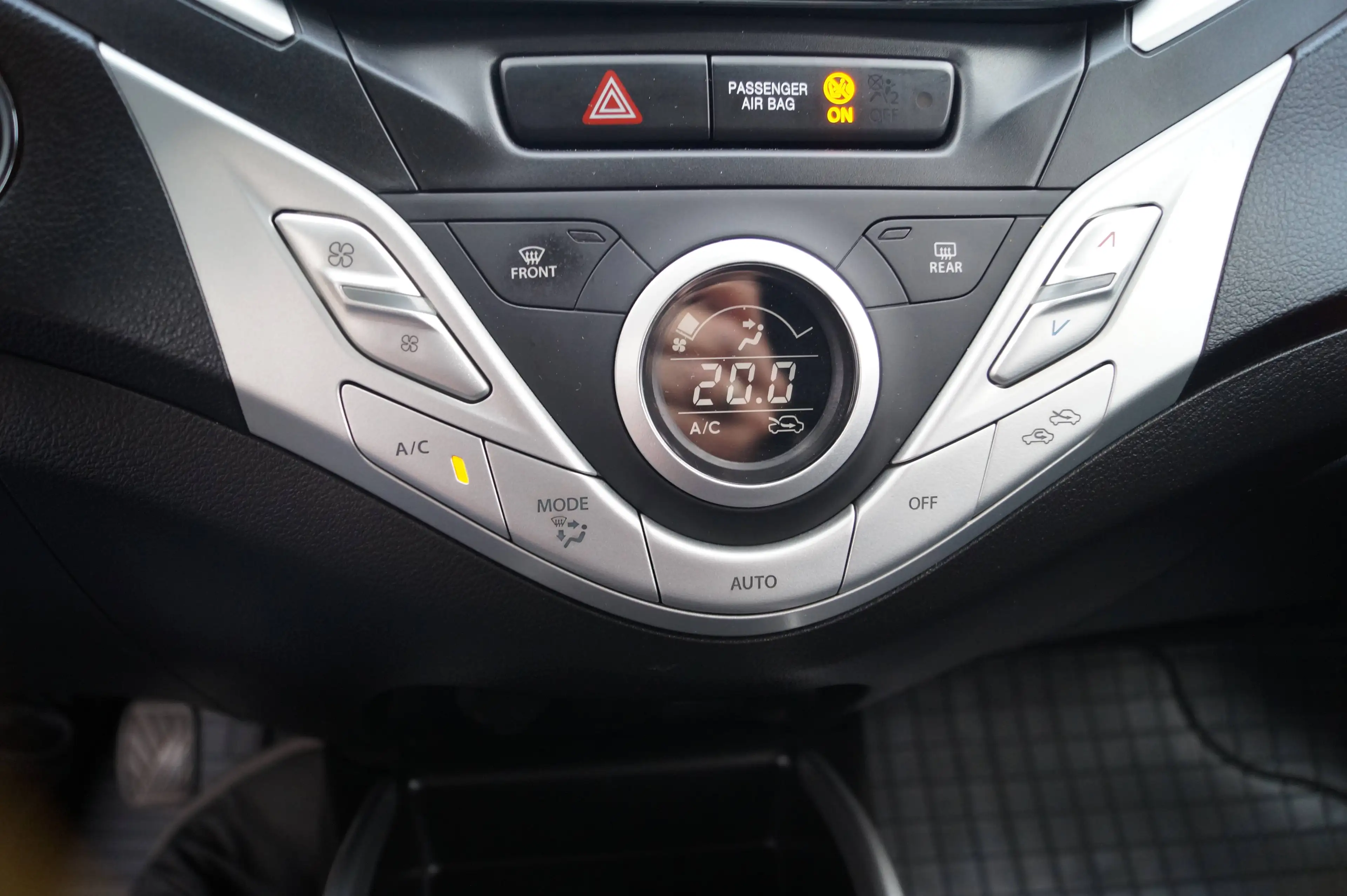 Suzuki Baleno Flash — photo 11