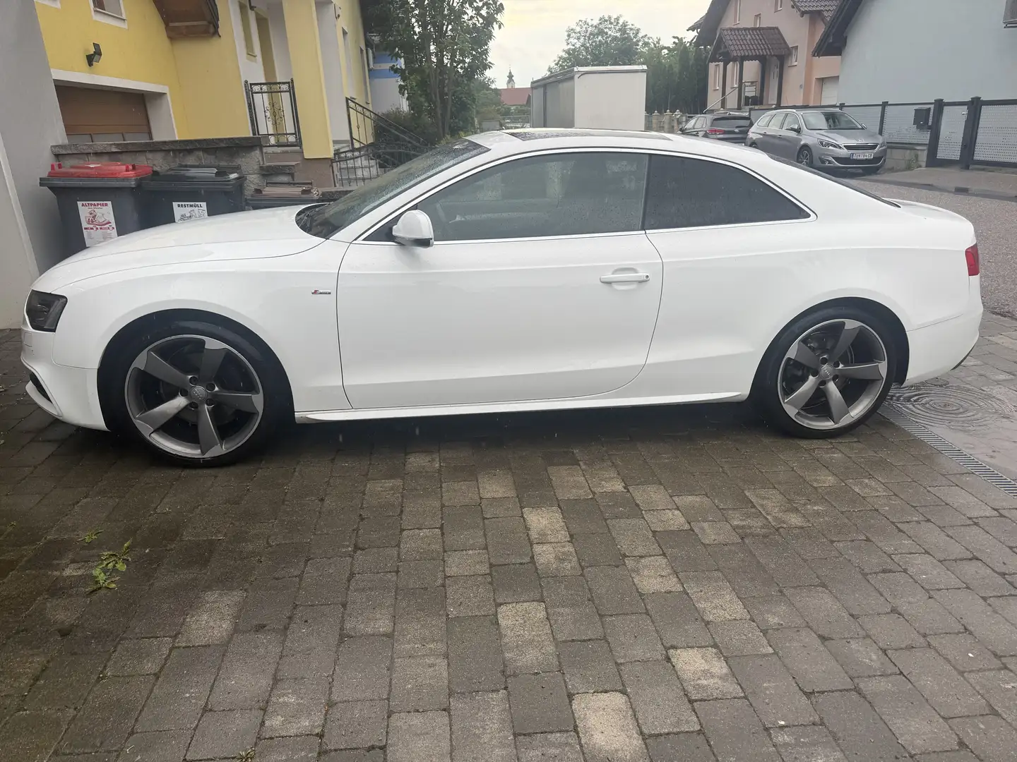 Audi A5 Coupé 1,8 TFSI Weiß - 1