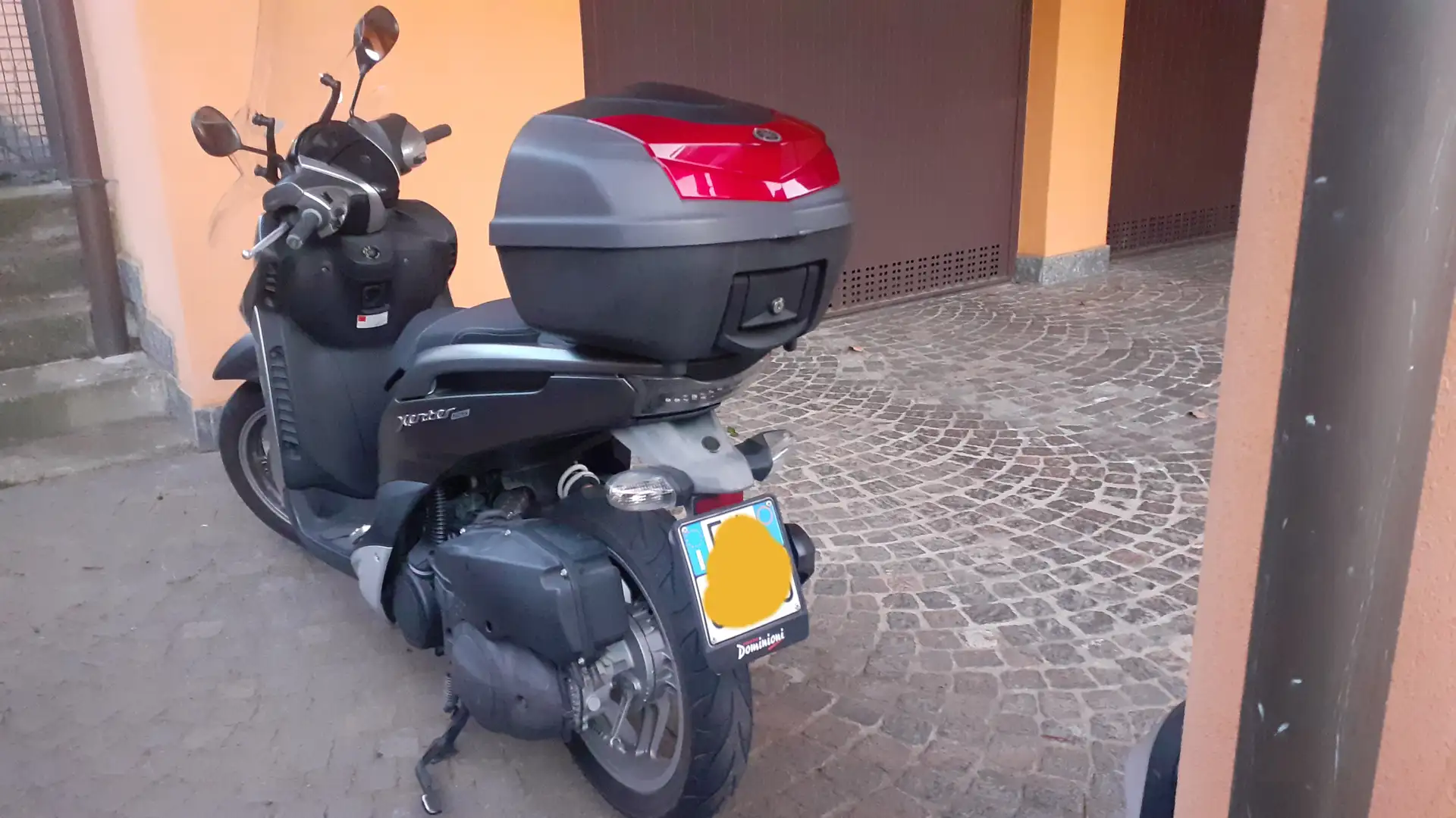 Yamaha Xenter 125 Plateado - 2