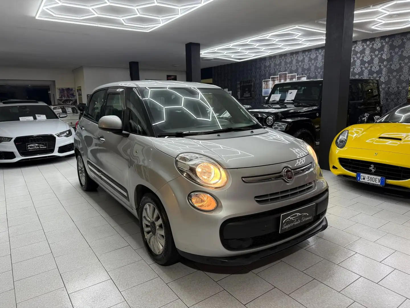 Fiat 500L 500L 1.3 mjt Lounge 95cv dualogic Argento - 2