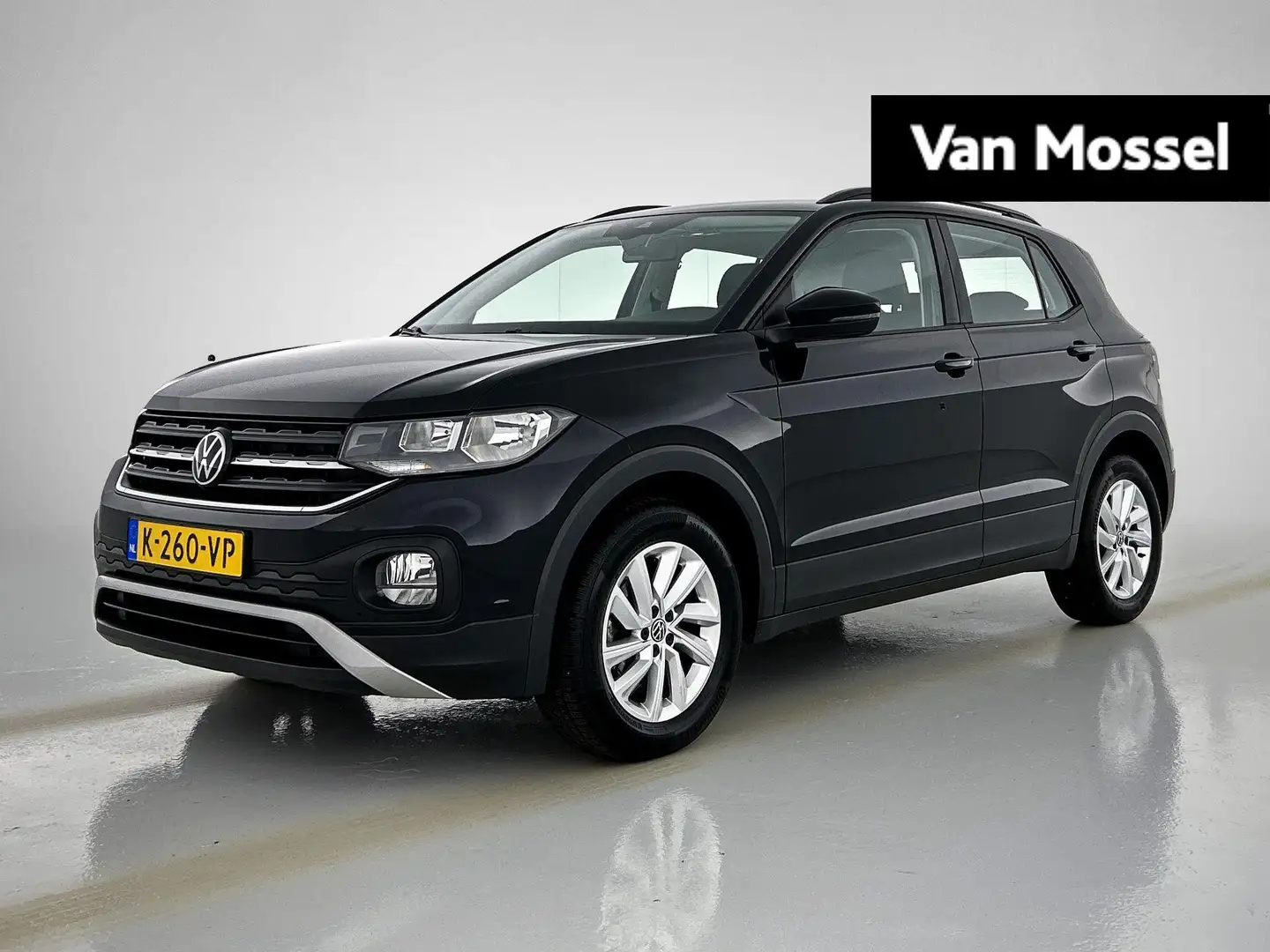 Volkswagen T-Cross 1.0 TSI Life 95 PK | Navigatie | Apple Carplay | A Nero - 1
