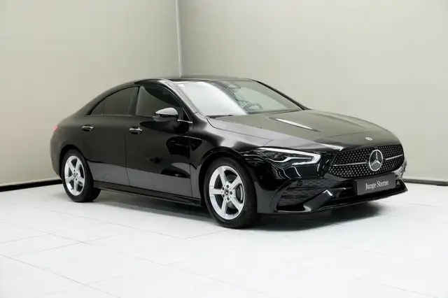 Mercedes-Benz CLA 180 d Coupé W-Paket Navi Night Sport KAM