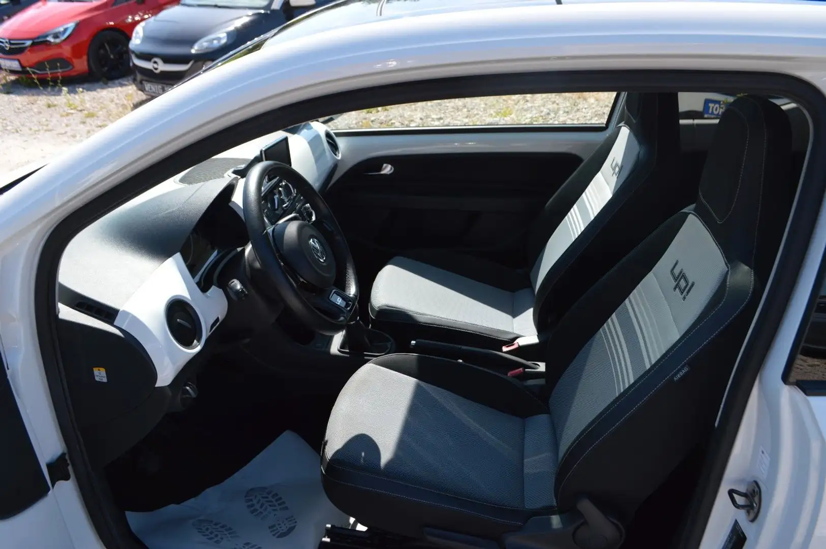 Volkswagen up! white up! Highline Weiß - 1