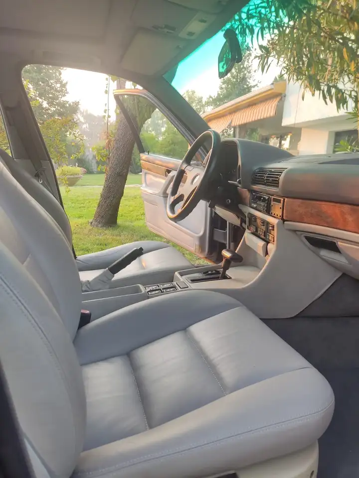 BMW 730i, foto 7