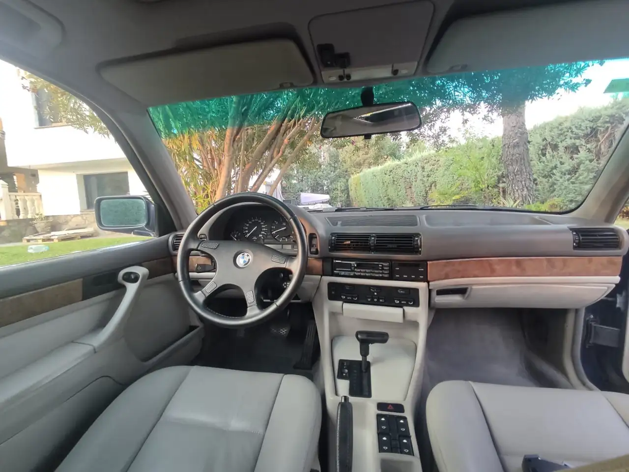 BMW 730i, foto 6