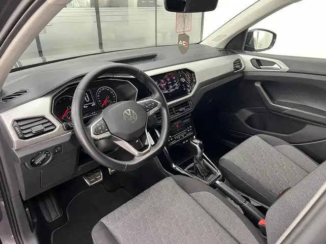 Volkswagen T-Cross view 15