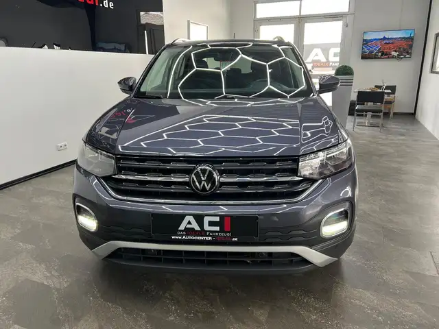 Volkswagen T-Cross view 12