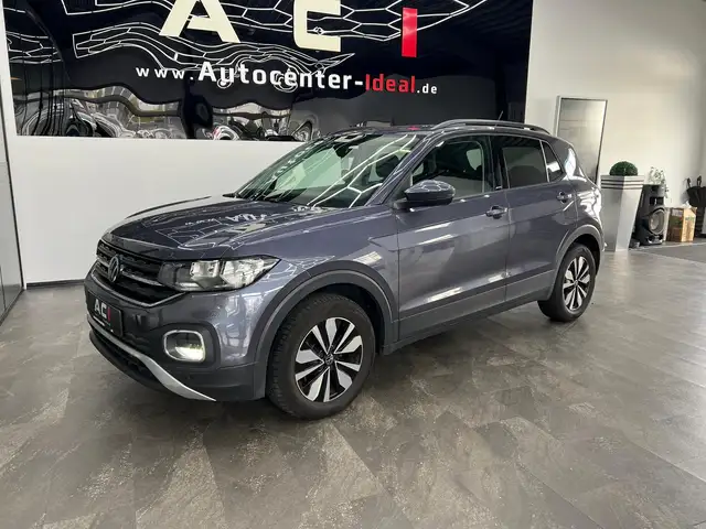 Volkswagen T-Cross view 4