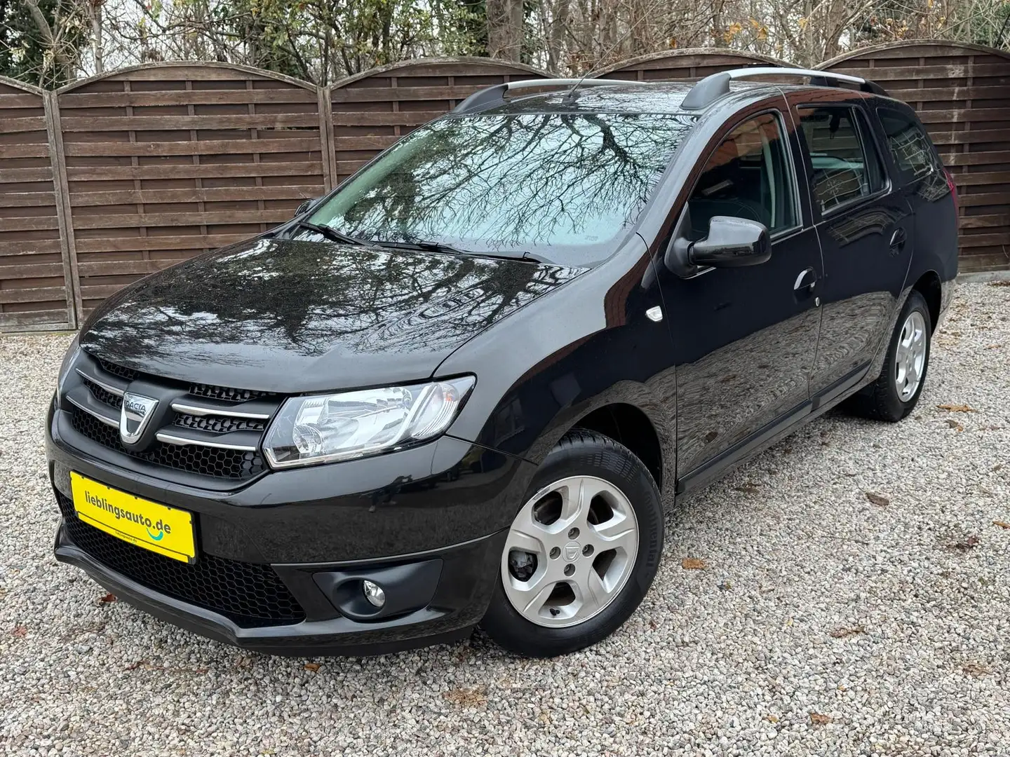 Dacia Logan MCV 0.9 TCE Navi Klima Tempomat PDC 1.Hand - 1