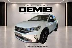 Volkswagen Taigo Style DSG/MATRIX/SHZ/PDC/AHK/CARPLAY/ROOF