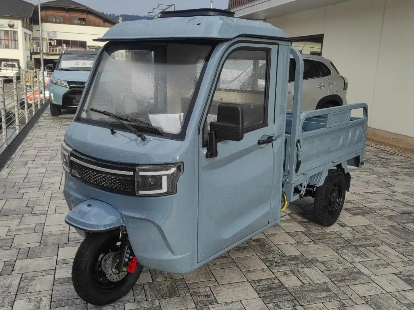 Piaggio Ape TRICICLO ELETTRICO E-CARRO CABIN Blu/Azzurro - 1
