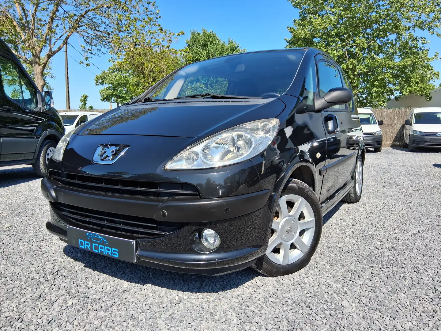 Peugeot 1007 1.4i Negru - 1