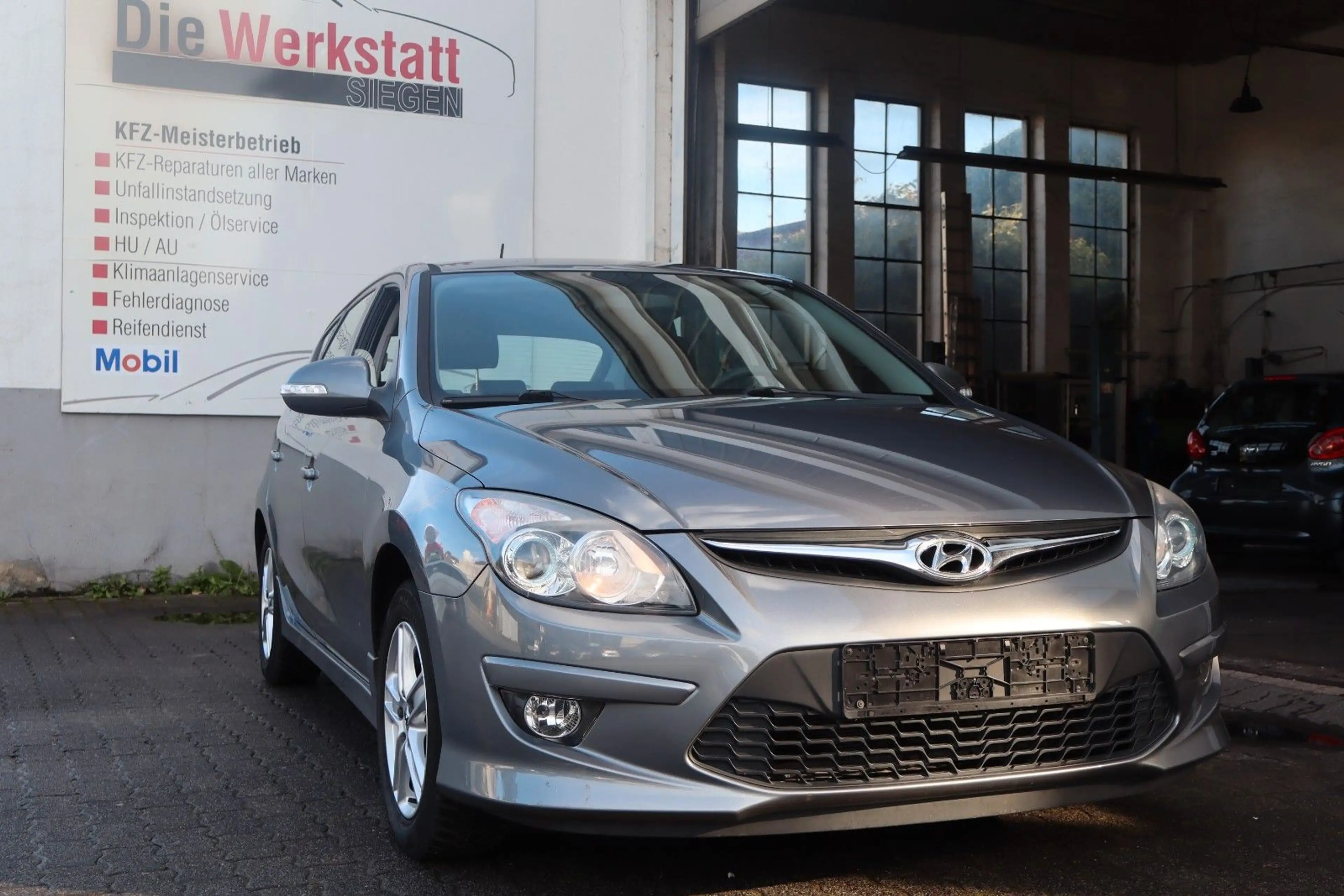 Hyundai i30 Comfort 1,6 Automatik — photo 3