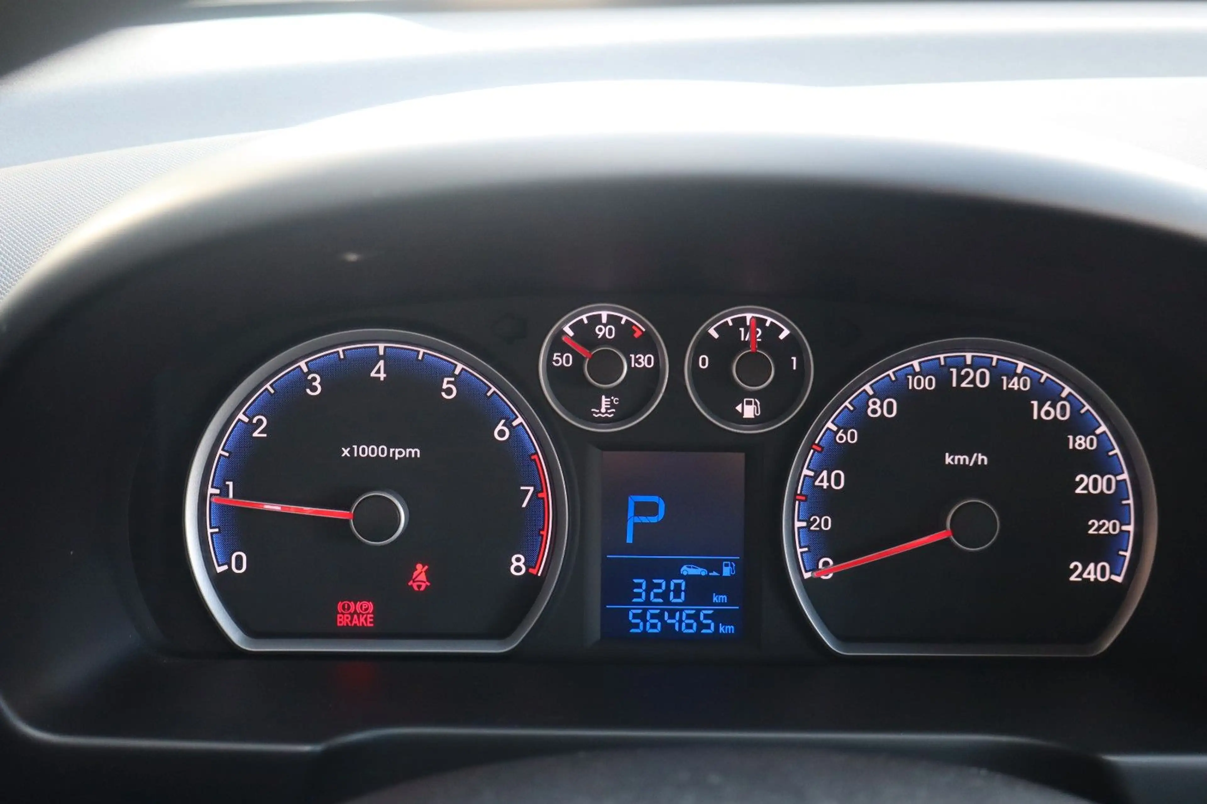 Hyundai i30 Comfort 1,6 Automatik — photo 11
