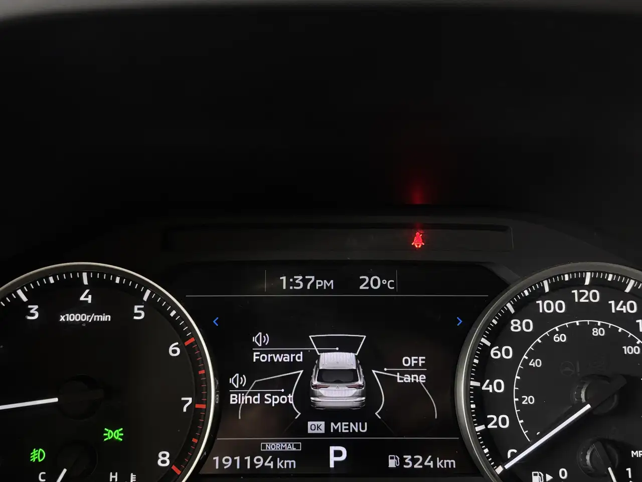 Mitsubishi Outlander снимка Mitsubishi Outlander