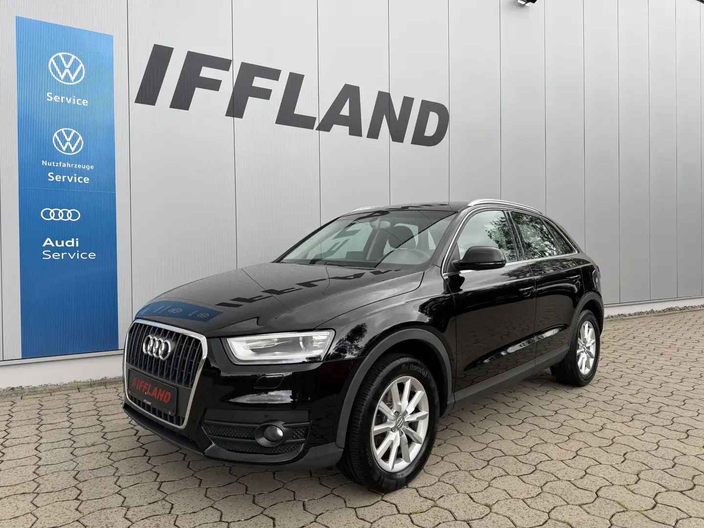 Audi Q3 1.4 TFSI*Xenon*Navi*AHK* Noir - 1