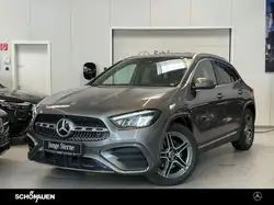 Mercedes-Benz GLA 200 AMG+PANO+KAMERA+19"+KEYLESSGO+DAB+LED
