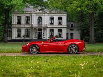 4.3 V8