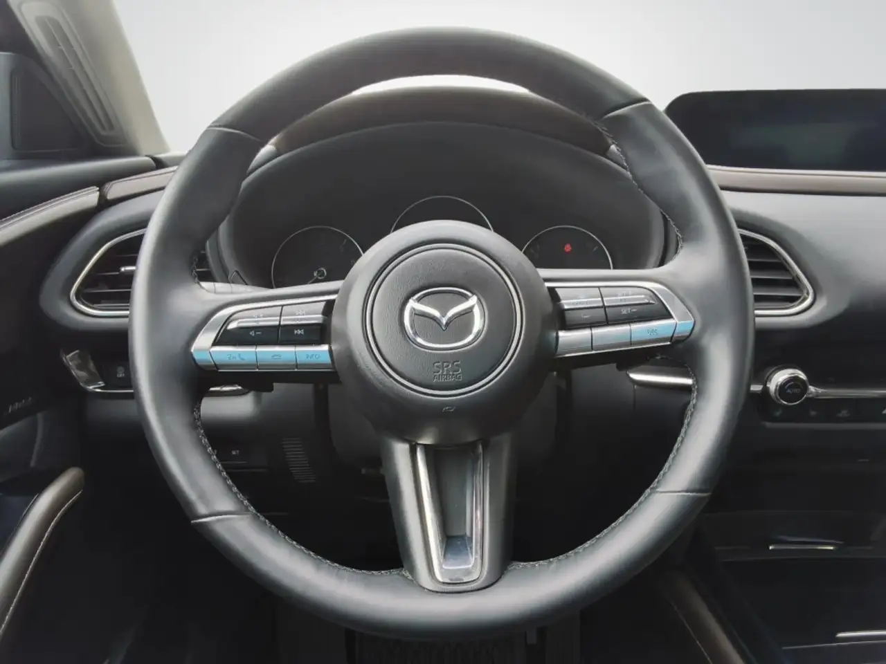 Mazda CX-30 снимка Mazda CX-30