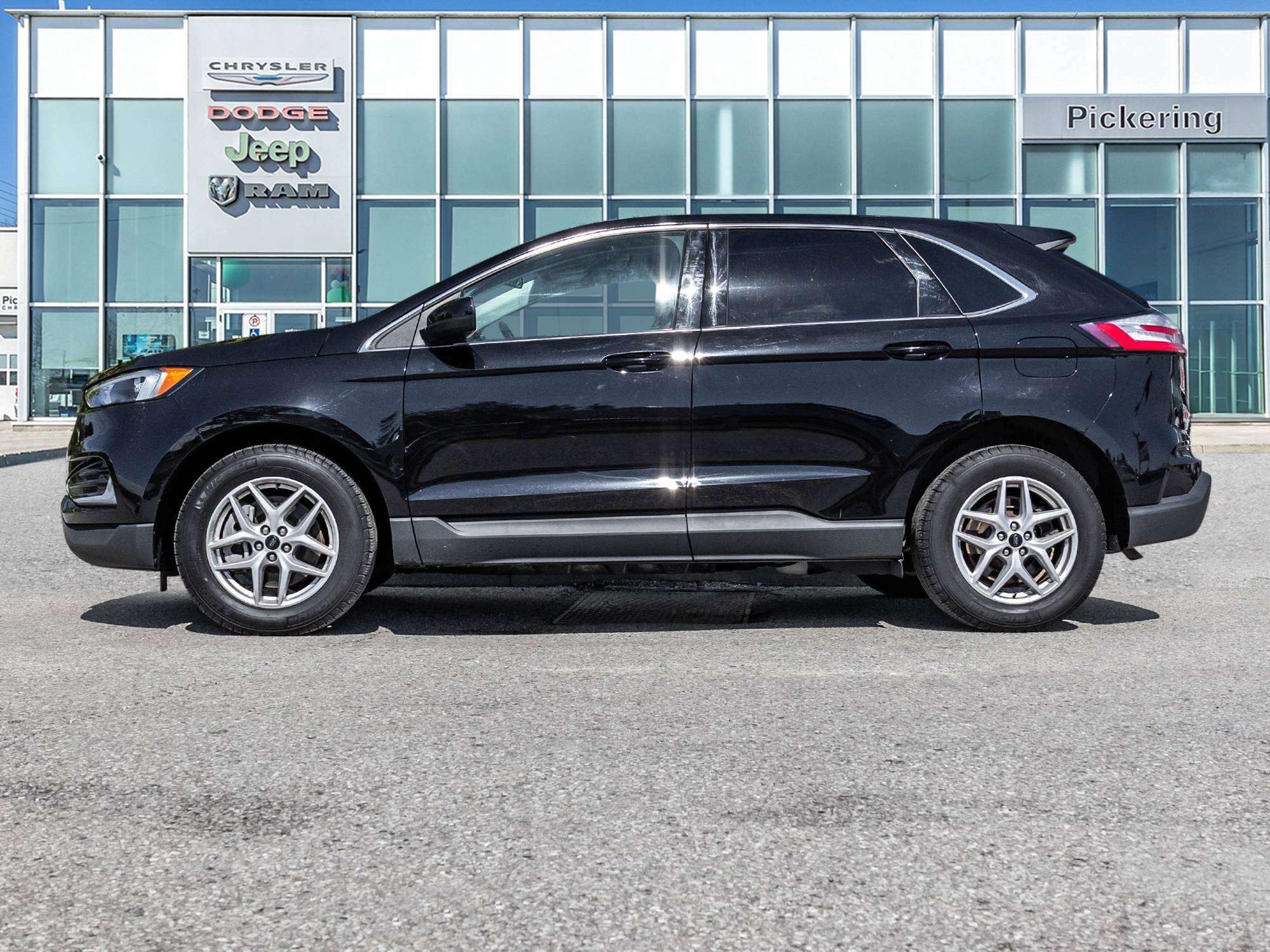 2023 Ford Edge