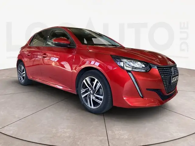 Peugeot 208 view 3
