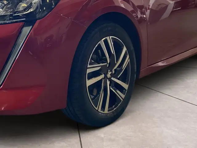 Peugeot 208 view 15