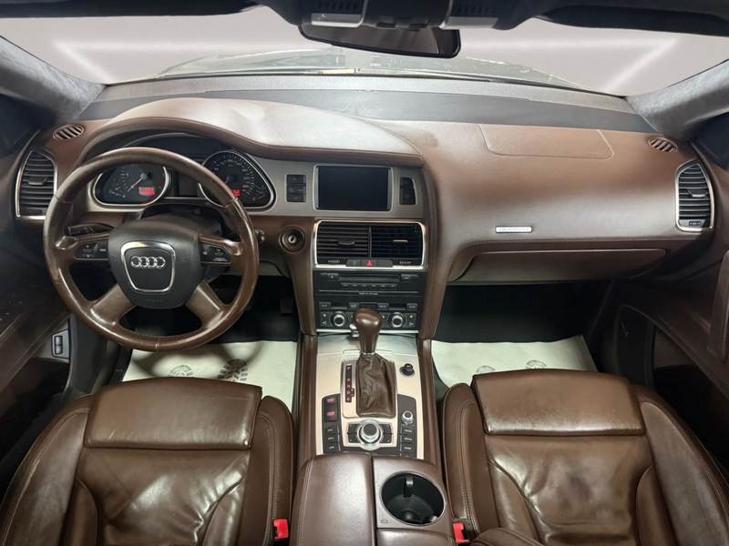 Audi Q7 4.2 TDI quattro — photo 10