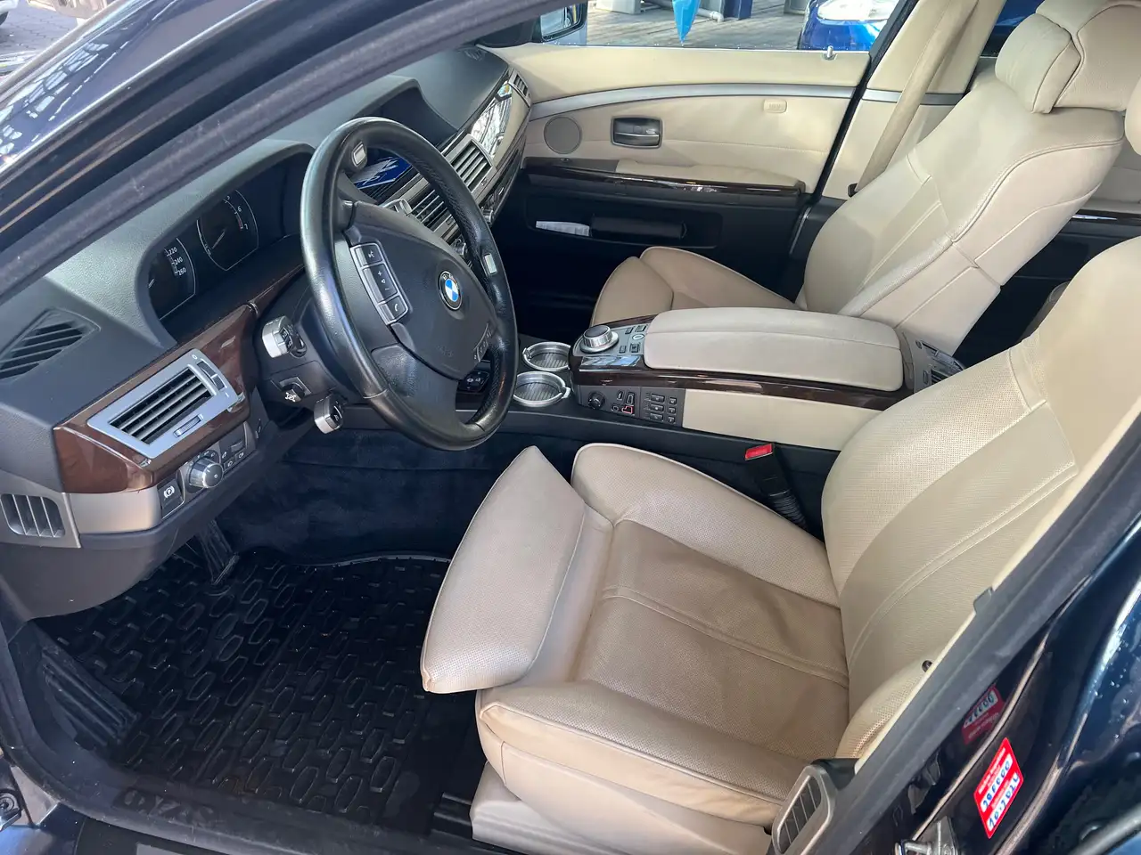 BMW 740