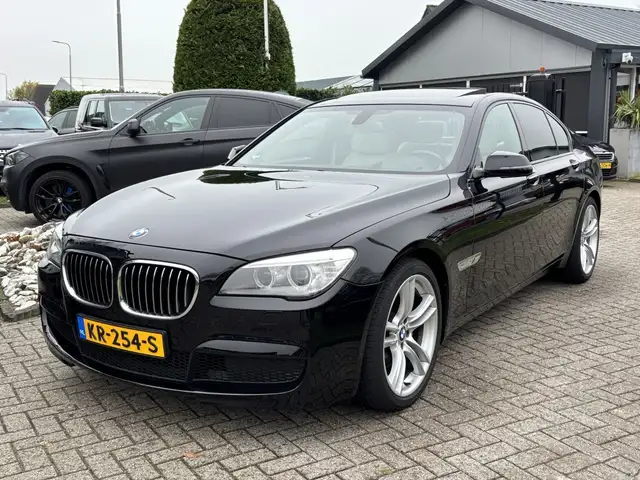BMW 740 7-serie 740i High Exe 2012 Facelift M-Pakket Schui