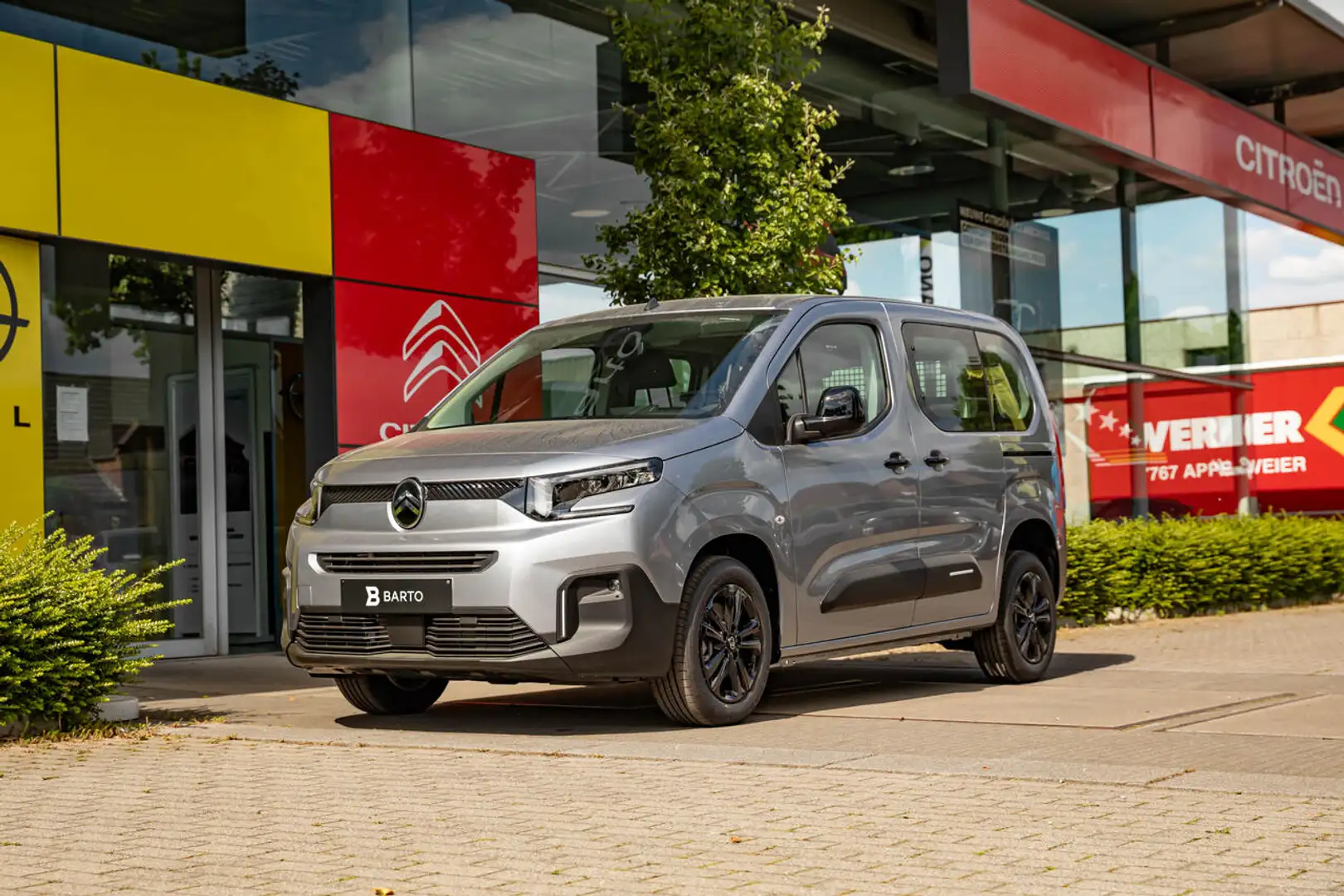 Citroen Berlingo 110pk MT6 - 5 zit - Camera - 2 schuifdeuren - ... Grijs - 2