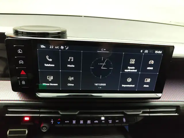 Lancia Ypsilon view 11